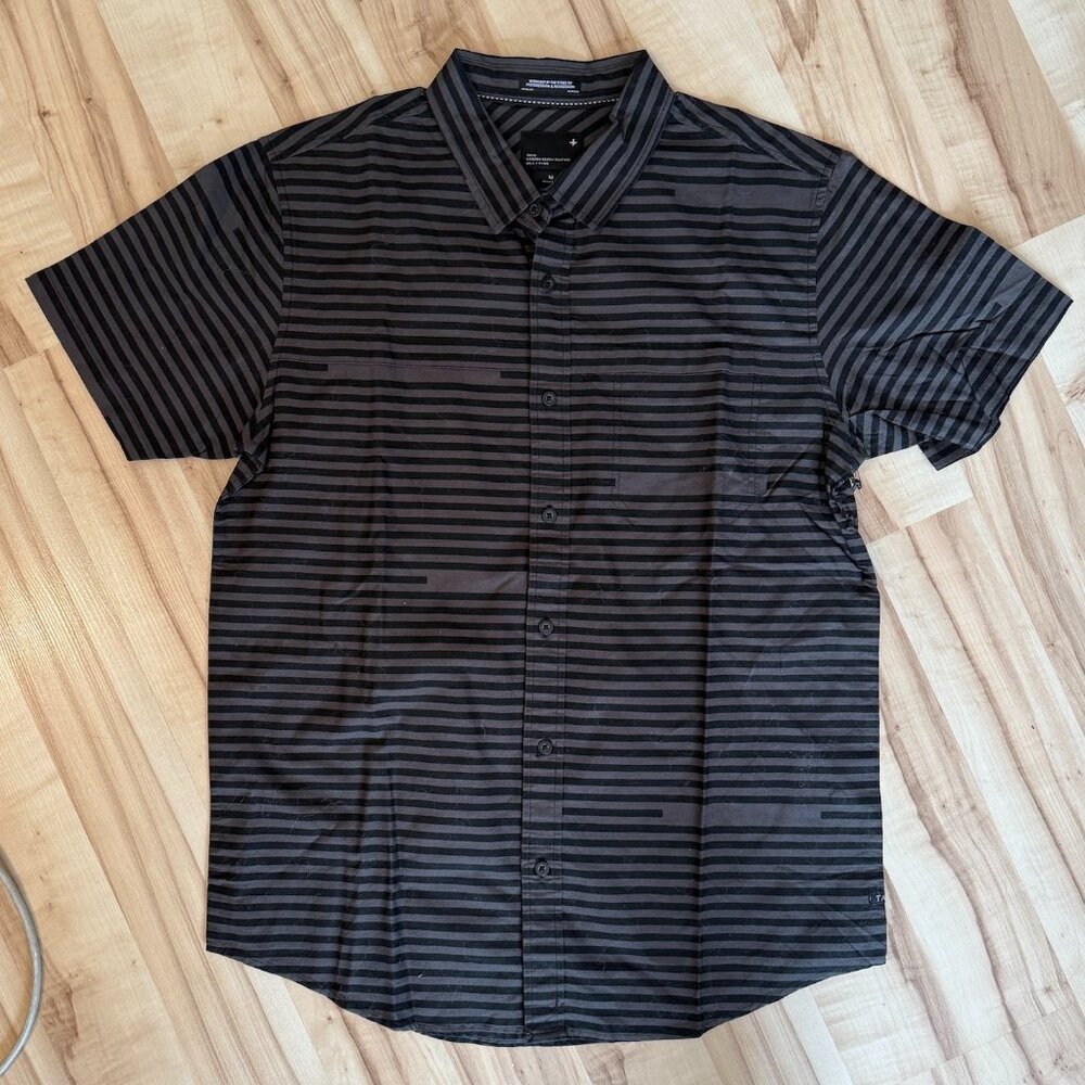 Men's Short Sleeve Button Down Shirt